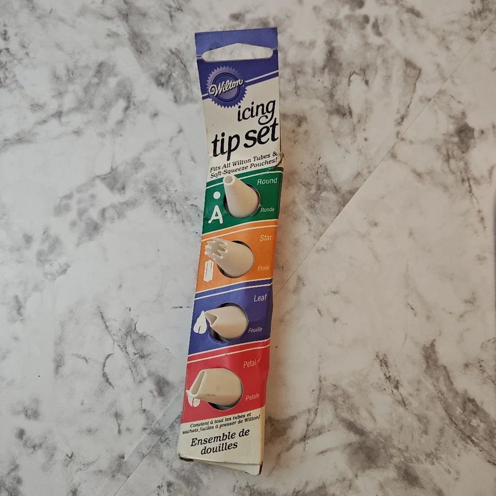 Cookie Cutter Set and Icing Tip Set